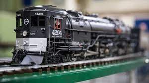 Trains / Train Accessories