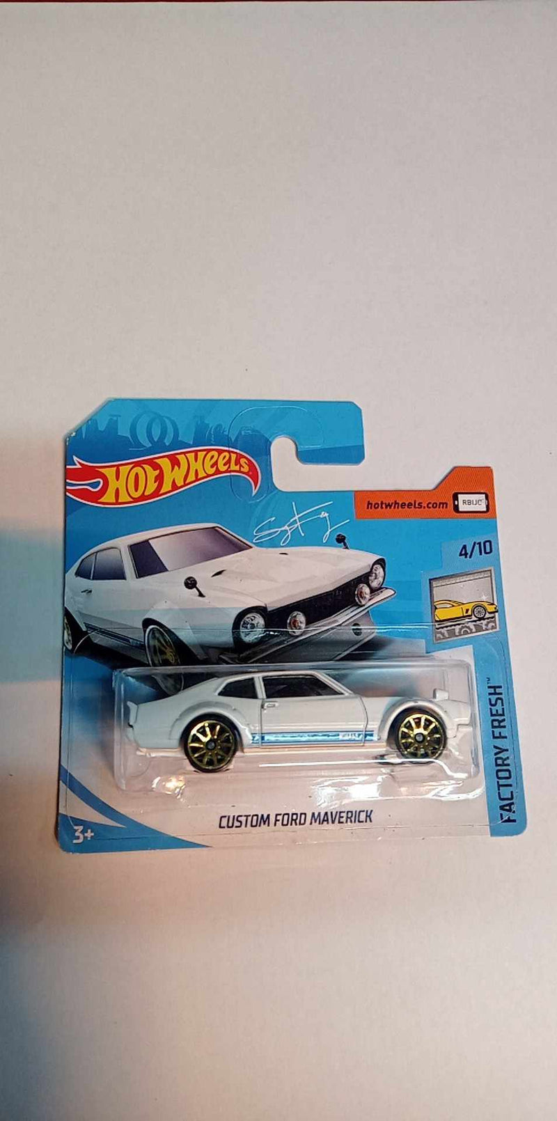 Hot Wheels  CUSTOM FORD MAVERICK -  FACTORY FRESH-4/10---97/365 SHORT CARD (FJV52-SHORT)