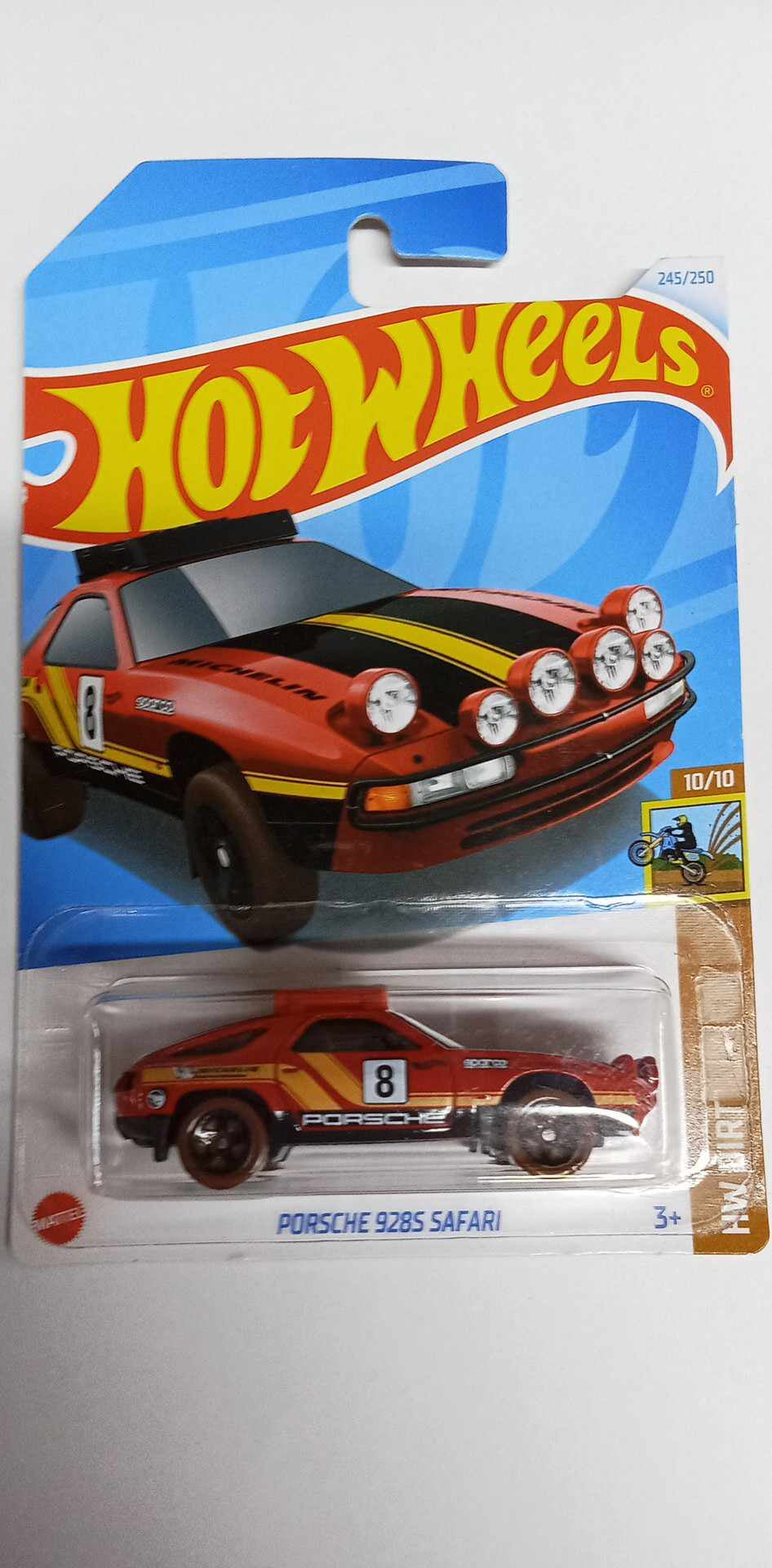 Hot Wheels Porsche 928S Safari – HW Dirt 10/10 – Treasure Hunt – Édition 2024 – 1/64 Michelin Sparco Hot Wheels Porsche 928S Safari – HW Dirt 10/10 – Treasure Hunt – Édition 2024 – 1/64 Michelin Sparco