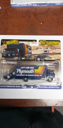 2024 Hot Wheels Premium Team Transport  Sakura Sprinter