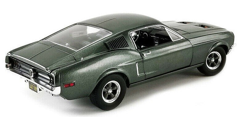 Greenlight -Ford Mustang GT year 1968 dark green metallic 1:18  (13615)