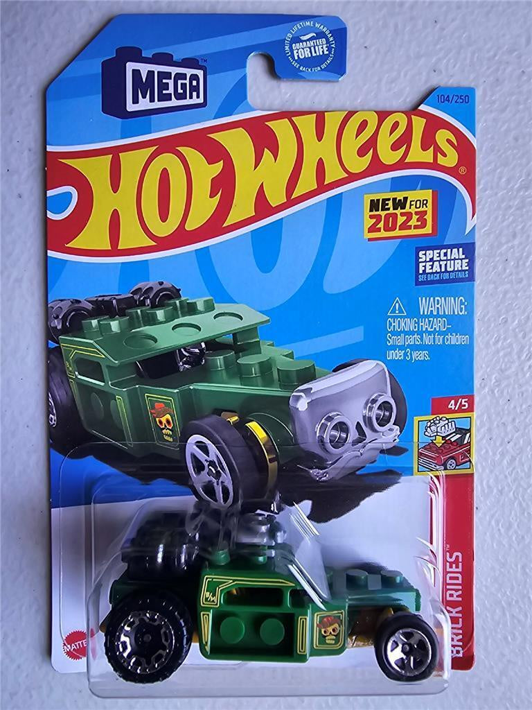 Hot Wheels 104/250 Brick and Motor Brick Rides 4/5 (HKJ88 )