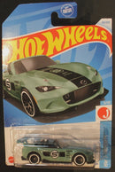 Hotwheels  2021 15 Mazda mx-5 miata