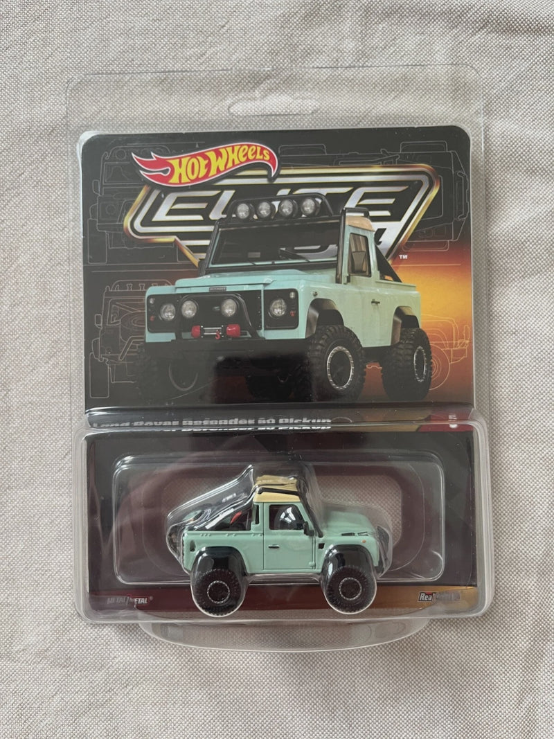 Hot Wheels Collectors Elite64 Series Land Rover Defender 90