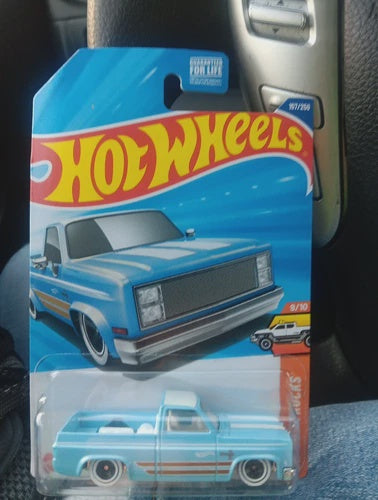 Hot Wheels 2025 83' Chevy "Light Blue " Silverado Truck 157/250, 9/10.