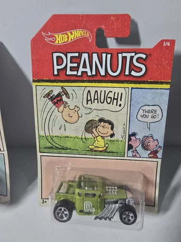 Hot Wheels 2017 Charlie Brown Bone Shaker Peanuts