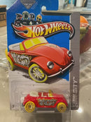 Hot Wheels HW City 2013 Volkswagen Beetle 40/250 - Red