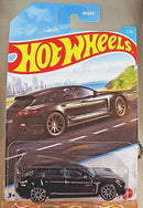 2020 Hot Wheels Luxury Sedans 1/5 PORSCHE PANAMERA TURBO E-HYBRID SPORT TURISMO