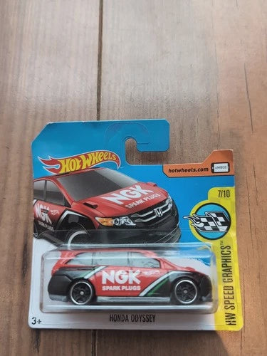 2017 Hot Wheels HONDA ODYSSEY Red NGK Spark Plugs Speed Graphics 7/10 (SHORT CARD)