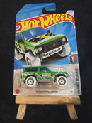 Hot Wheels Nissan Patrol Custom - Green