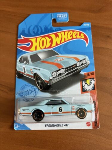 Hot Wheels Gulf Oil Tampo '67 Oldsmobile 442 Muscle Car Coupe Cutlass