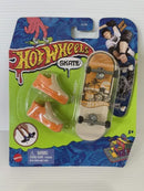 Hot Wheels Skate Tony Hawk Bone Skater