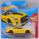 HOT WHEELS 2021 SHORT HW THEN AND NOW 17 NISSAN GT-R (R35) YELLOW 2/10 damaged card