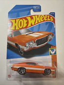 Hot Wheels 2022 Muscle Mania 10/10 '72 Ford Gran Torino Sport Orange