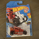 2020 Hot Wheels Red Pixel Shaker HW Ride Ons 1/5