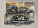HOT WHEELS TEAM TRANSPORT JAGUAR  LIGHTWEIGHT E-TYPE CARRY ON