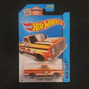 Hot Wheels HW City '83 Chevrolet Silverado 10 Orange