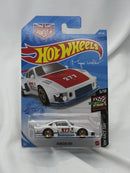hot wheels porsche 935 magnus walker white