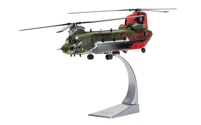 Corgi AA34215 1:72 Boeing Chinook HC.4 ZA712 - RAF No.18 (B) Squadron