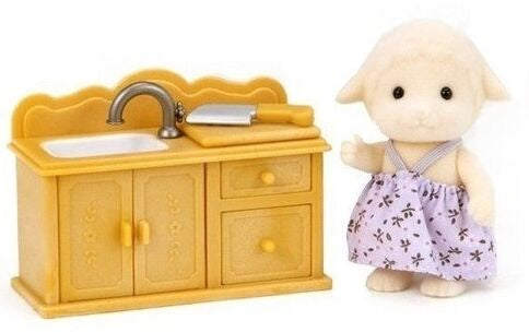 Sylvanian Families Sheep Sister with Kitchen Set (5141)