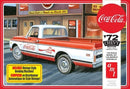 AMT 1/25 1972 CHEVY PICKUP W/VENDING MACHINE & CRATES (COCA-COLA) 1:25 SCALE MODEL KIT (AMT 1231)