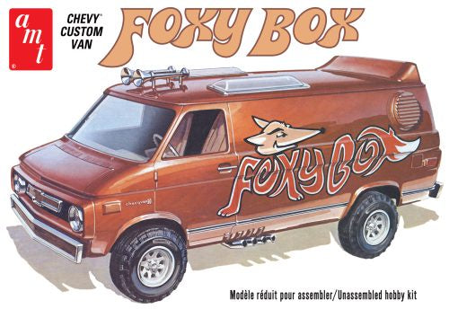 AMT  1/25 1975 CHEVY VAN "FOXY BOX" 1:25 SCALE MODEL KIT (AMT1265)